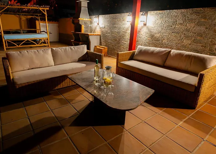 Oceana - Cliffside Retreat Villa *