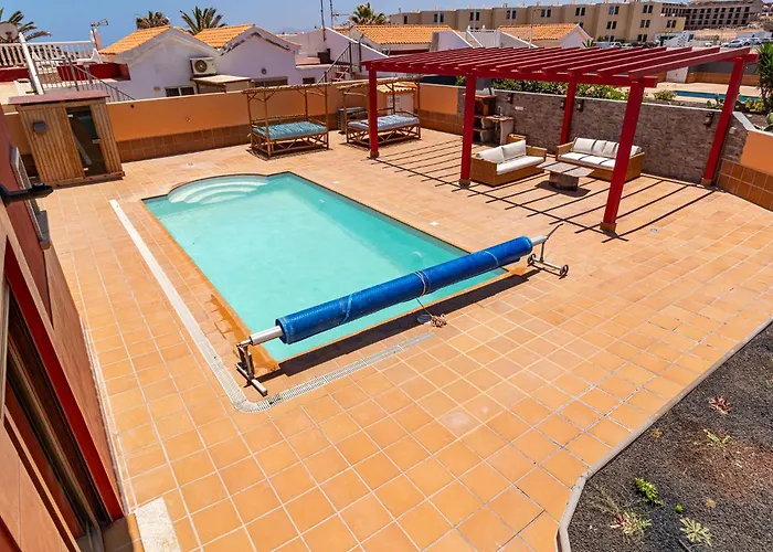 Villa Oceana - Cliffside Retreat